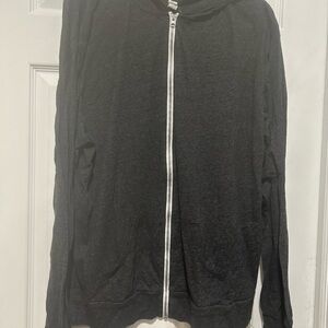 Women’s  charcoal great light weight zip up hoodie.  Thred fast 2XL